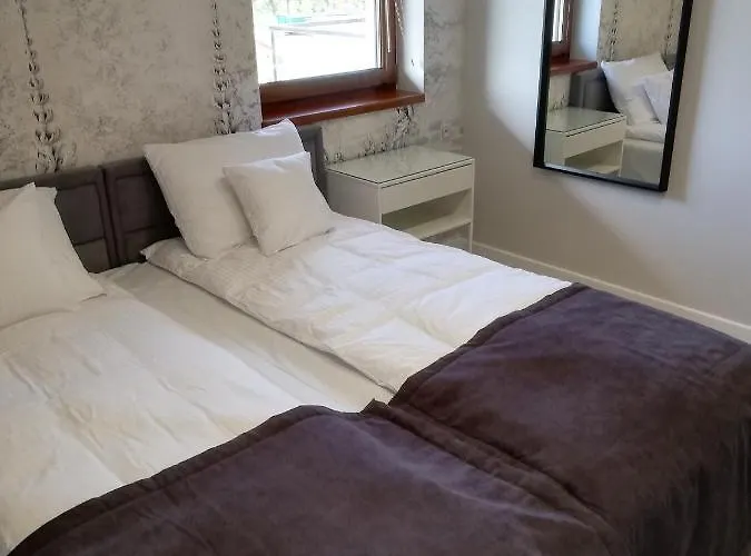 Apartamento Latarnik- Yellow *