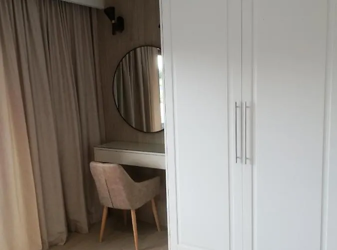 Latarnik- Yellow Apartamento